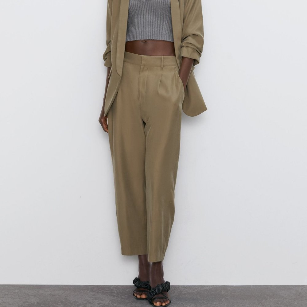 NWT Zara Taupe Flowy Pleated Pants